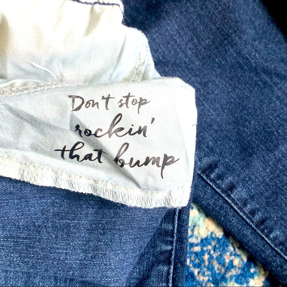 Size 8 Maternity Cropped Ankle Jeans
